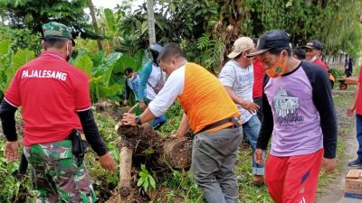 Jaga Lingkungan, Kecamatan Wara Terus Galakkan Jumat Bersih