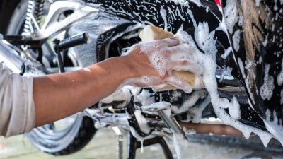 Ini Alasan Kenapa Motor Terasa Enteng Sehabis Dicuci