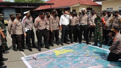 Cegah Konflik Mancani, Petugas Gabungan Razia Rumah Warga