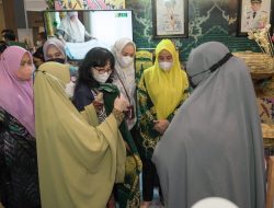 Dekranasda Luwu Raih Best Booth Dua di Ajang Sulsel Craft 2022