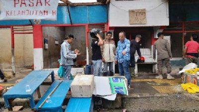 Pemkab Mulai Bongkar Lapak Pedagang Pasar Sore di Toraja Utara
