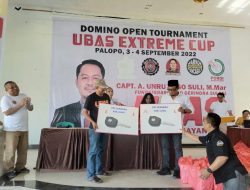 Ubas Serahkan Ambulance Untuk Masyarakat Palopo dan Luwu