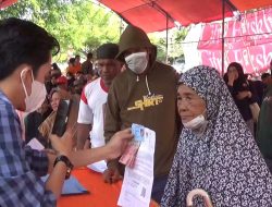 Warga Palopo Mulai Terima BLT dan Sembako