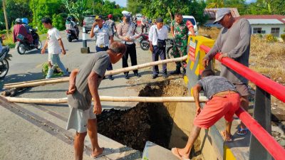 Terkikis Arus Sungai, Jembatan Sungai Paremang Luwu Amblas