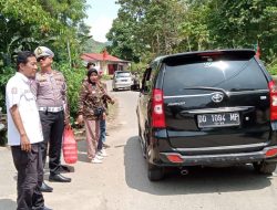 GP Ansor, PSC 119 Bersama Samsat Polres Palopo Bagikan Makanan ke Penggunaan Jalan