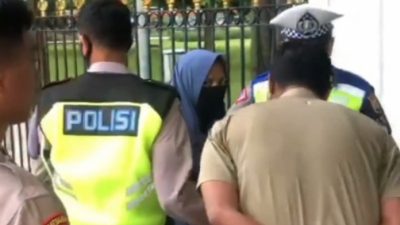 Seorang Wanita Tidak Dikenal Nyaris Terobos Istana Kepresidenan