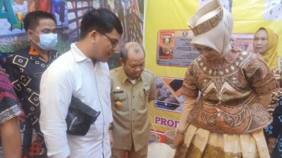 Baju Adat Rampi Pukau Pengunjung Pekan Raya Sulsel