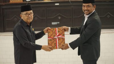 DPRD Terima LKPJ Wali Kota Palopo