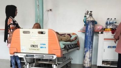 Selamat dari Kebakaran, Guru SMKN 2 Palopo dan Istri Dilarikan ke RS