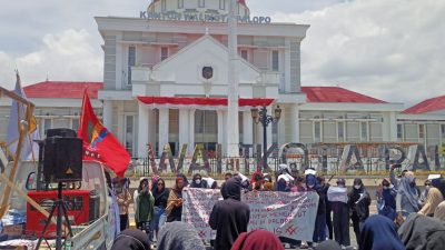 Pj Wali Kota Disambut Unjuk Rasa, Pendemo Ingatkan Asrul Sani Soal Pelayanan Tidak Merata