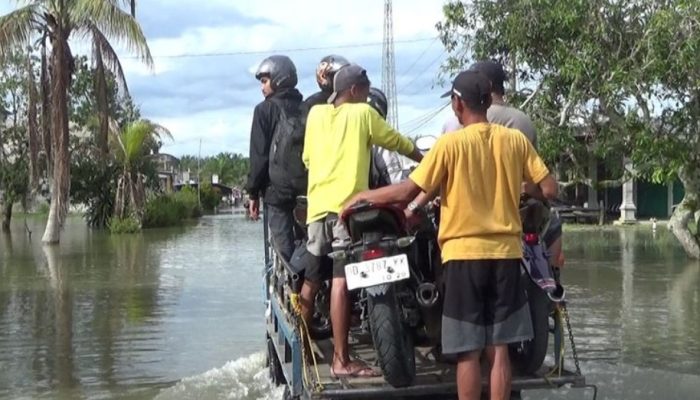 Derita Warga Dua Desa di Luwu Utara, Sudah Setahun Terendam Banjir