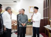 Pj Wali Kota Palopo Sambut Gubernur Sulsel di Rumah Jabatan, Bahas Kesiapan PSU 2025